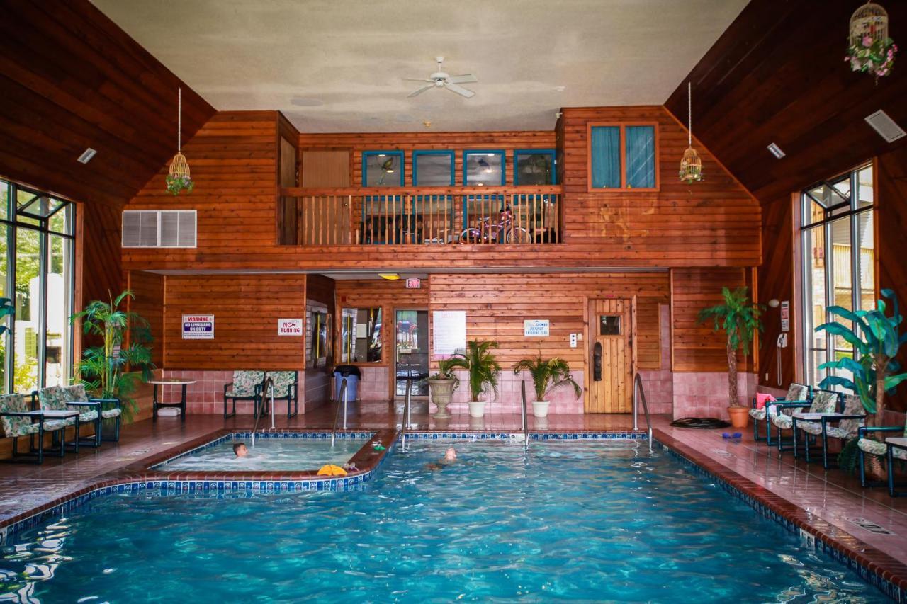 Aloha Beach Resort Wisconsin Dells Esterno foto